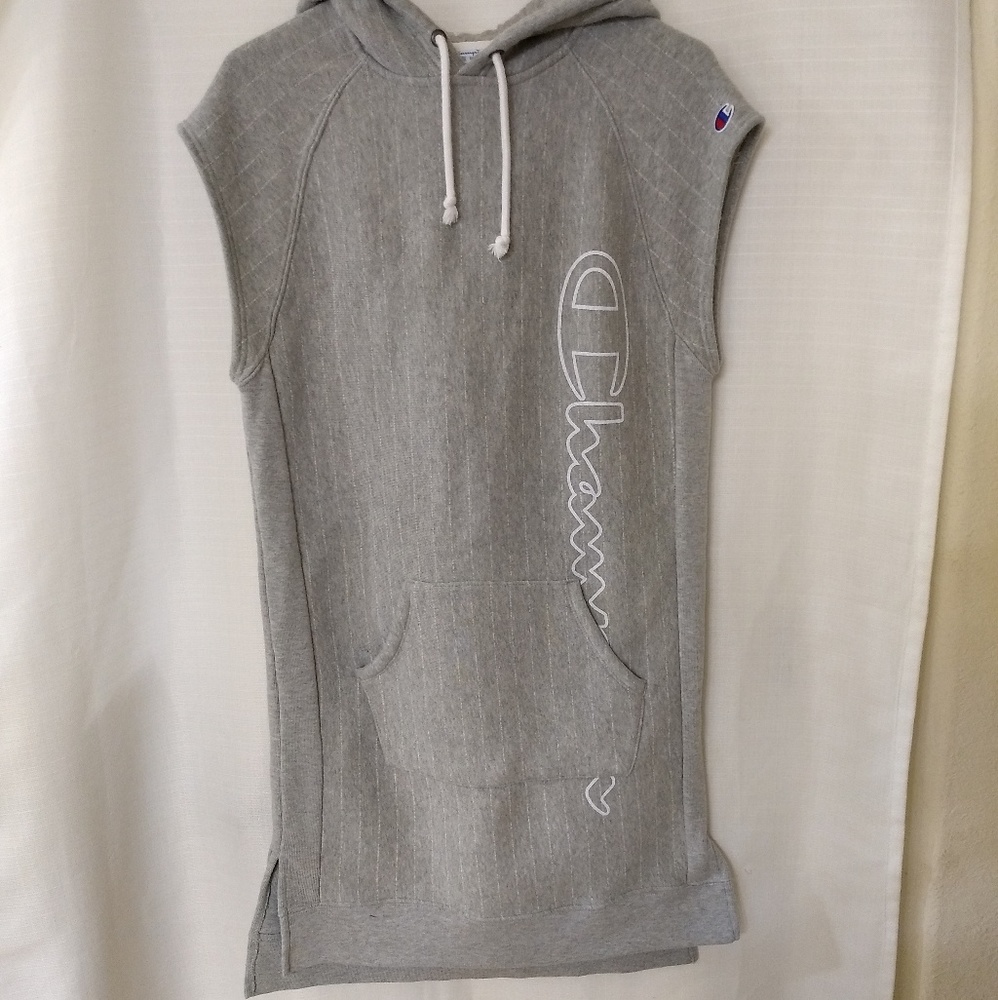 Champion sleeveless sweatshirt
